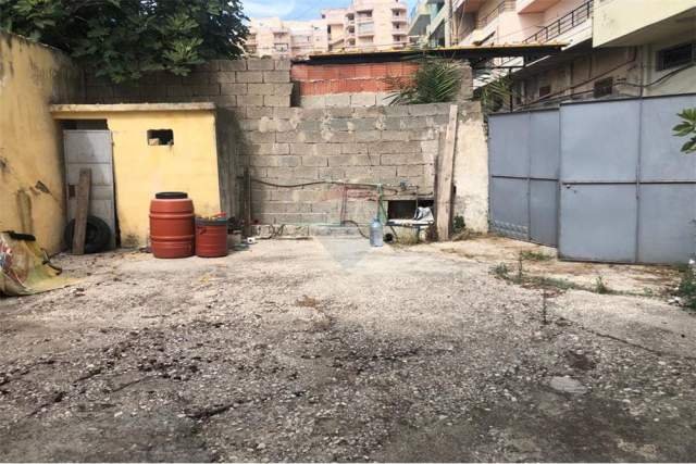 Vlore, shitet shtepi 1 Katshe Kati 1, 351 m² 75.000 Euro (Rruga Hysen Bregasi)