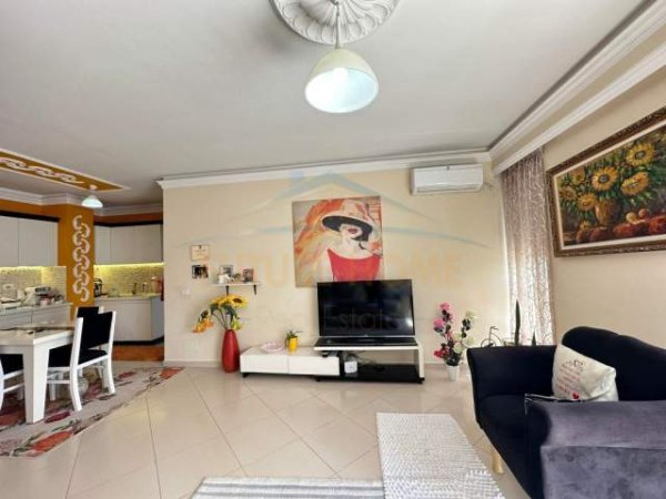 Tirane, shes apartament 2+1+BLK Kati 8, 92 m² 152.000 Euro (Kompleksi Kontakt)
