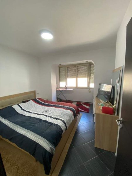 Tirane, jepet me qera apartament 2+1 Kati 3, 72 m² 400 Euro (Mine Peza)