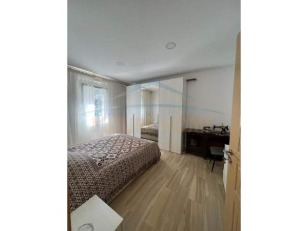 Tirane, shitet apartament 2+1 Kati 0, 66 m² 110.000 Euro (Rruga e Kavajes)