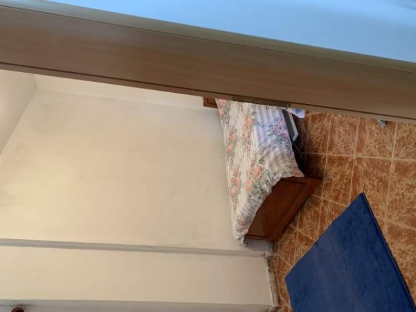 Tirane, jepet me qera apartament 3+1+BLK Kati 6, 120 m² 300 Euro (Rruga 7 Nentori prane top chanel)