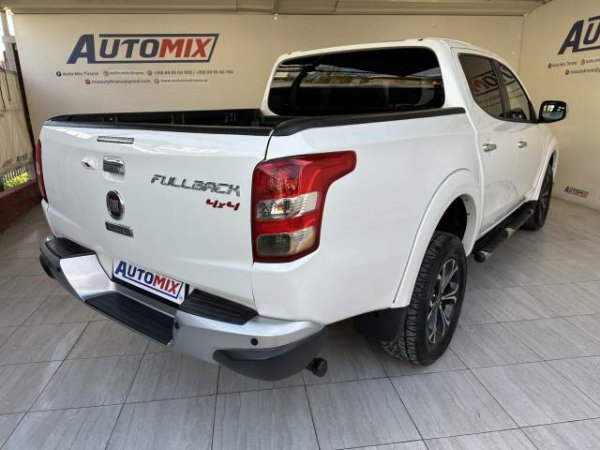 Tirane, shes Pick-Up Fiat Fullback Viti 2017, 21.900 Euro