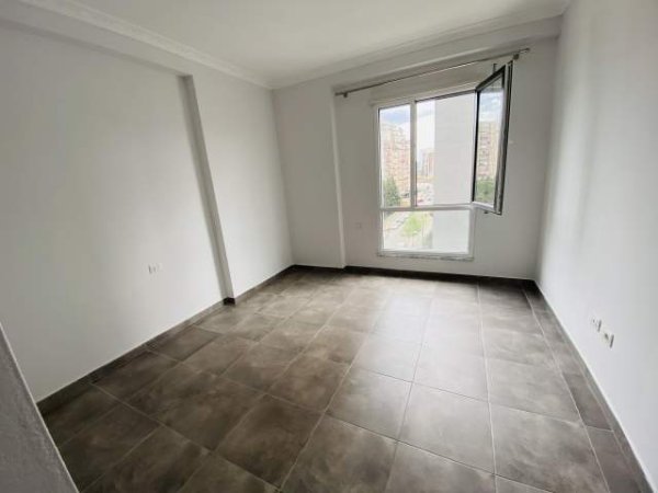Tirane, jepet me qera apartament 2+1+BLK Kati 4, 98 m² 350 Euro (Rruga Egnatia, Don Bosko)