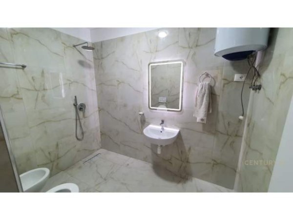 Tirane, shitet apartament 2+1+BLK Kati 5, 105 m² 145.000 Euro (kompleksi zirkoni)