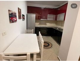 Tirane, jepet me qera apartament 1+1+BLK Kati 4, 67 m² 430 Euro (QENDER SELVIA)