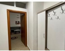 Tirane, jepet me qera apartament 1+1+BLK Kati 4, 67 m² 430 Euro (QENDER SELVIA)