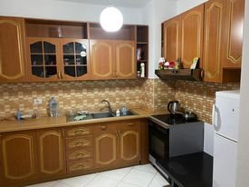 Tirane, jepet me qera apartament 2+1+BLK Kati 4, 96 m² 35.000 Leke (ASTIR)