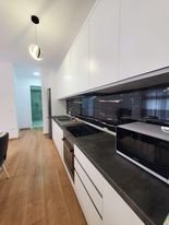 Tirane, jepet me qera apartament 2+1+BLK Kati 6, 106 m² 800 Euro (KOMPLEKSI DELIJORGJI)