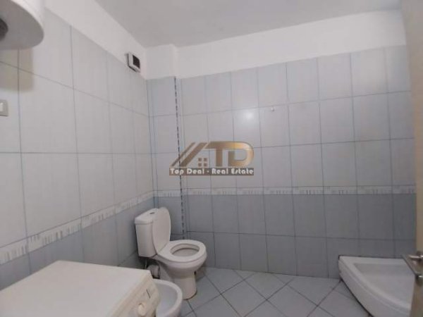 Tirane, jepet me qera apartament 1+1+BLK Kati 5, 90 m² 310 Euro