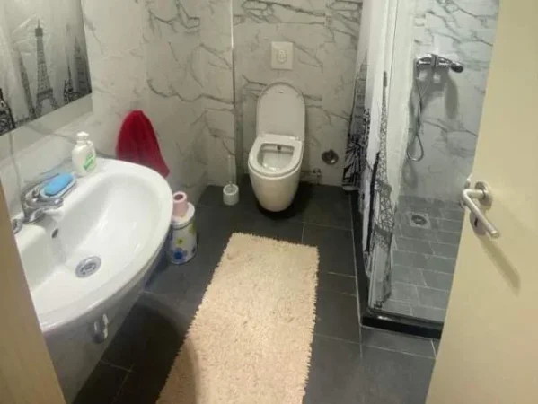 Durres, jepet me qera apartament 2+1me pamje fantastike, Kati 6, 110 m² 900 Euro (Vila e Zogut)