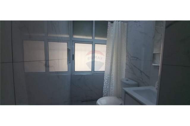 Tirane, jepet me qera apartament 1+1 Kati 2, 57 m² 40.000 Leke (Rruga Fortuzi)