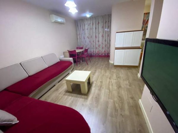 Tirane, jepet me qera apartament Kati 2, 60 m² 400 Euro