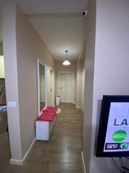 Tirane, jepet me qera apartament Kati 2, 60 m² 400 Euro