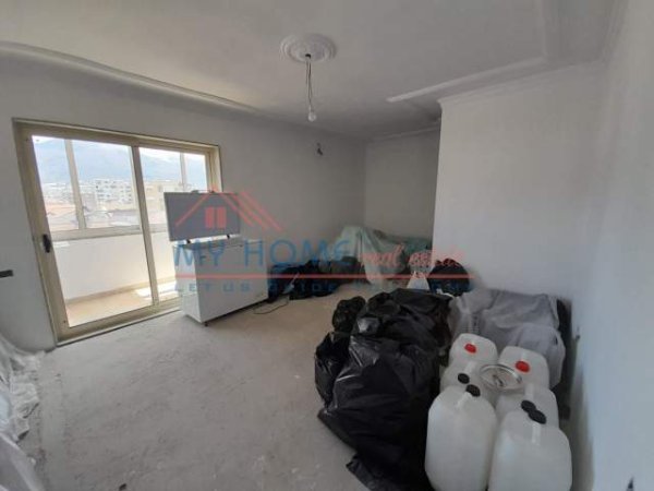 Tirane, shitet apartament 1+1+BLK Kati 5, 72 m² 100.000 Euro (Hoxha Tasim)