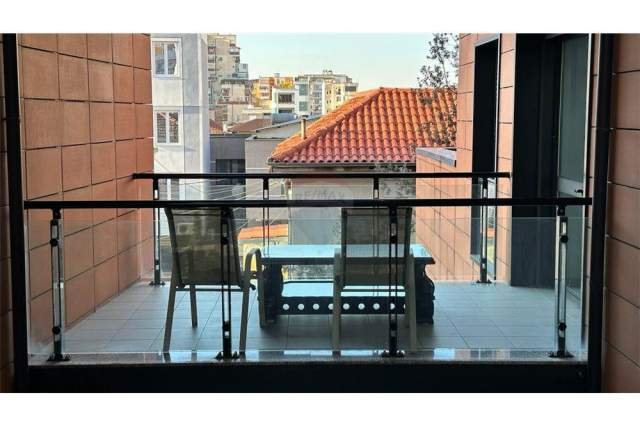Tirane, shitet apartament 1+1+A Kati 3, 50 m² 110.000 Euro (Rr. e Dibres)