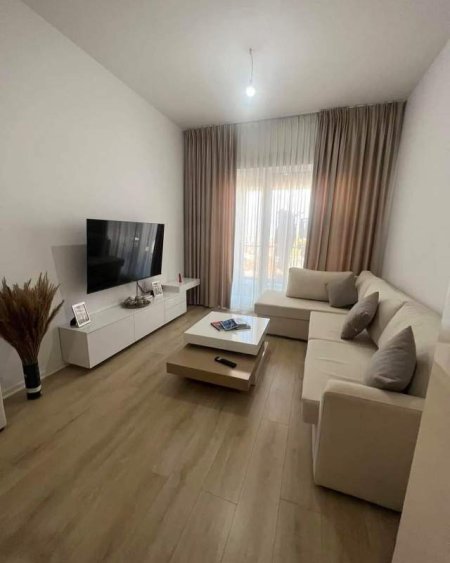 Tirane, shitet apartament Kati 7, 57 m² 115.000 Euro (Rruga e kavajes)