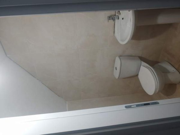 Tirane, jap me qera dyqan Kati 1, 32 m² 400 Euro (Ndre Mjeda)