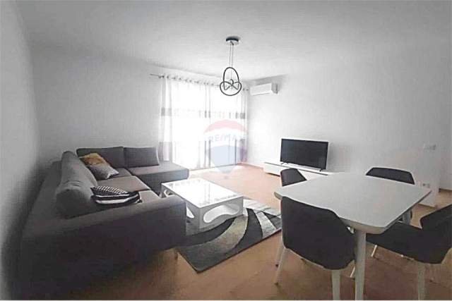Tirane, jepet me qera apartament 2+1 Kati 6, 96 m² 800  (kompleksi Delijorgji)