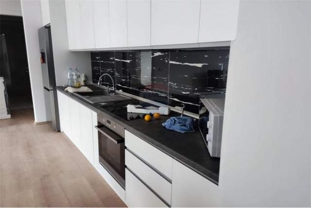 Tirane, jepet me qera apartament 2+1 Kati 6, 96 m² 800  (kompleksi Delijorgji)
