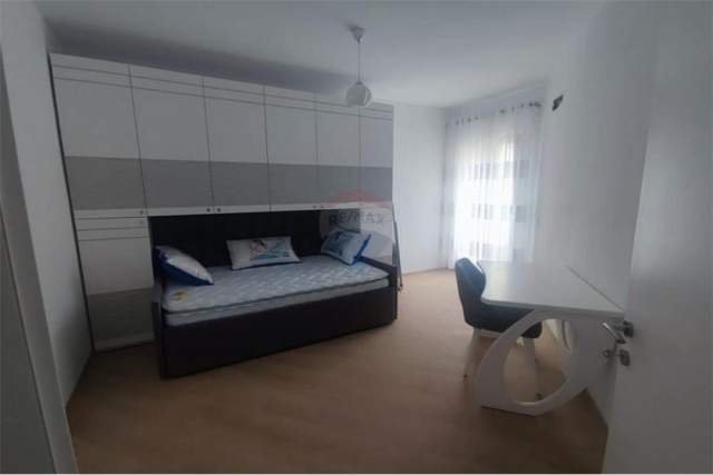 Tirane, jepet me qera apartament 2+1 Kati 6, 96 m² 800  (kompleksi Delijorgji)
