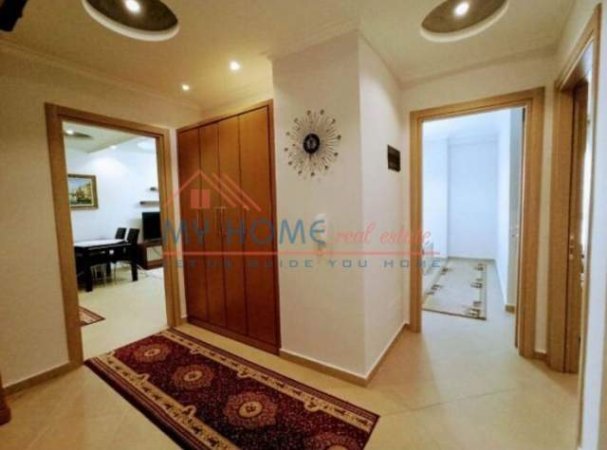 Tirane, jepet me qera apartament 2+1 Kati 2, 100 m² 500 Euro (jordan Misja)
