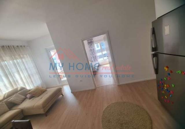 Tirane, jepet me qera apartament 2+1+BLK Kati 6, 100 m² 400 Euro (Ali Demi)