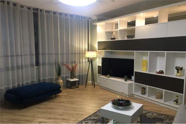 Tirane, jepet me qera apartament 1+1+BLK Kati 9, 70 m² 500 Euro (rruga e dibres)