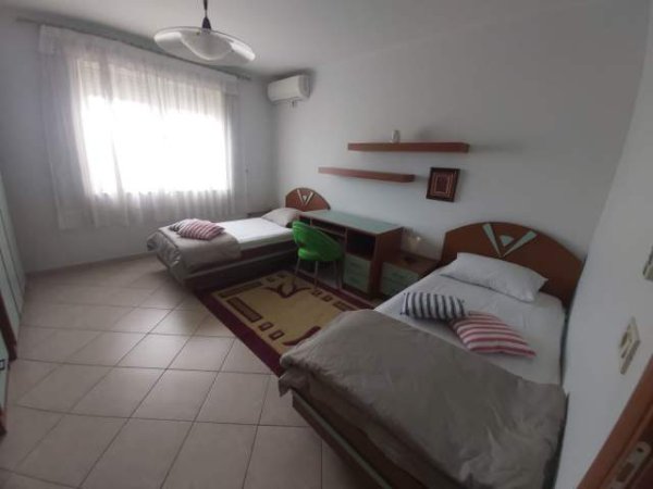 Tirane, jepet me qera apartament 2+1+BLK Kati 9, 120 m² 850 Euro (Blloku)