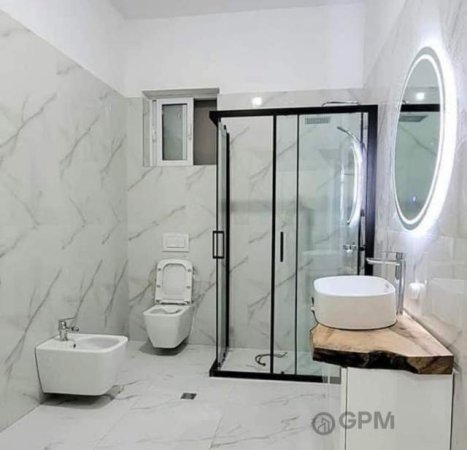 Korce, shitet apartament 2+1 Kati 2, 113 m² 64.400 Euro (Korce)