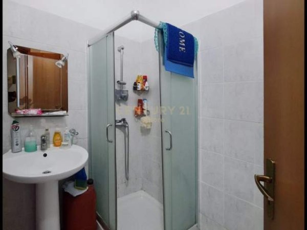 Durres, shitet apartament 1+1+BLK Kati 1, 53 m² 43.000 Euro (Golem)