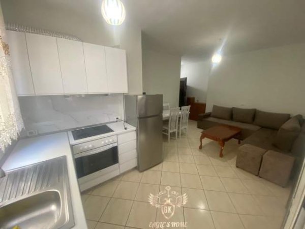 Durres, jap me qera apartament 1+1+BLK Kati 2, 60 m² 250 Euro (Drejtoria Policis,Durres)