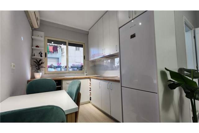 Tirane, shitet apartament 2+1 Kati 2, 69 m² 95.000 Euro (Rruga Rrapo Hekali)