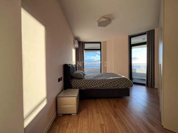 Durres, jepet me qera apartament 2+1+BLK Kati 3, 112 m² 1.000 Euro (Currilat)