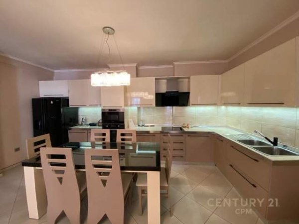 Tirane, jap me qera apartament 2+1+BLK Kati 8, 125 m² 450 Euro (teodor keko)