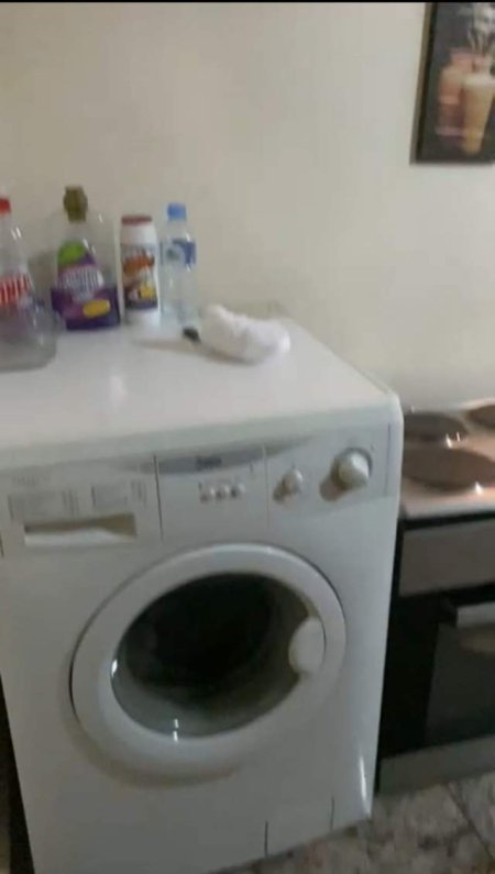 Tirane, jepet me qera garsonier 1+1 Kati 1, 40 m² 32.000 Leke (FROSINA PLAKU)