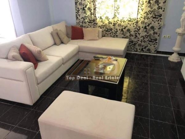 Tirane, jepet me qera Vile 2+1+A+BLK Kati 2, 109 m² 350 Euro (Rruga Azem Galica)