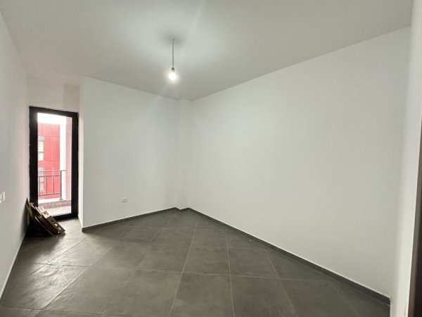 Tirane, Liste me oferta apartament 2+1+Ballkon Kati 7, 97 m² 180.000 € (Farmacia 10, QSUT)