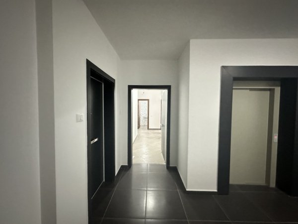 Tirane, Liste me oferta apartament 2+1+Ballkon Kati 7, 97 m² 180.000 € (Farmacia 10, QSUT)