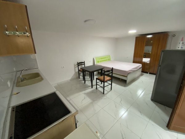 🏡 Jepet Garsioniere me Qera mbi Qytet Studenti, Tiranë