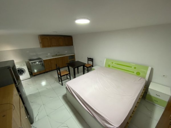 🏡 Jepet Garsioniere me Qera mbi Qytet Studenti, Tiranë