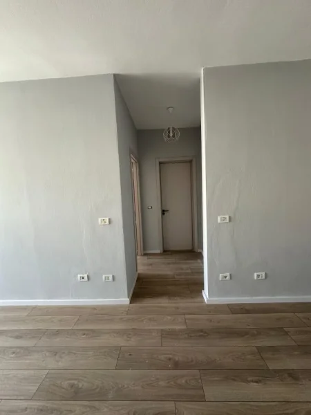 Tirane, shitet apartament 1+1 , 80 m² 93.001 € 