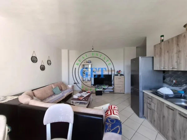 Durres, shitet apartament 2+1+Ballkon Kati 4, 105 m² 115.000 € (Plazh Iliria, Durres)