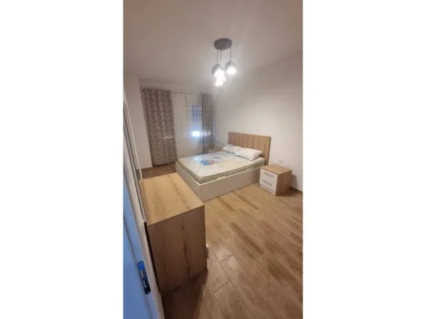 Stadiumi "Niko Dovana", shitet apartament 1+1 Kati 6, 72 m² 120.000 € (Durres)