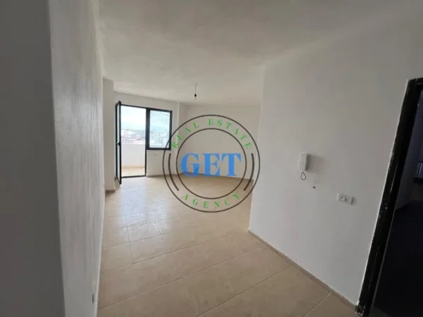 Durres, shitet apartament 2+1+Ballkon Kati 6, 100 m² 80.000 € (Shkozet, Durres)
