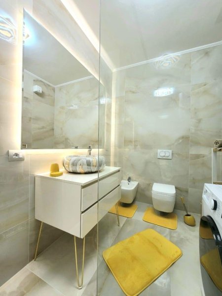 Tirane, jepet me qera apartament 2+1 Kati 5, 105 m² 1.200 € (RRUGA KOSOVAREVE)