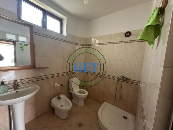 Durres, shitet shtepi 5+1+Aneks+Ballkon Kati 2, 648 m² 240.000 € (Ish Keneta, Durres)