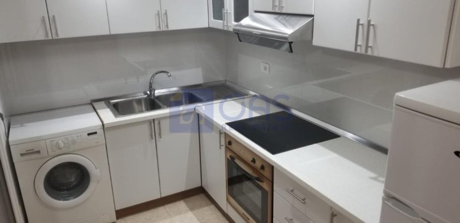 Tirane, jepet me qera apartament 1+1+Aneks Kati 2, 45 m² 420 € (Ish fusha e aviacionit, Tirane)