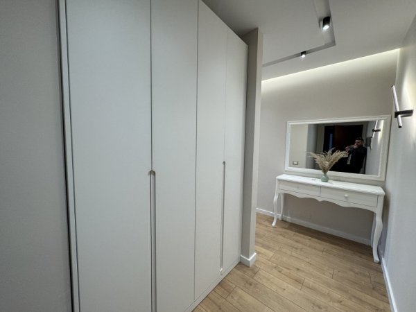 Tirane, jepet me qera apartament , 65 m² 600 € 