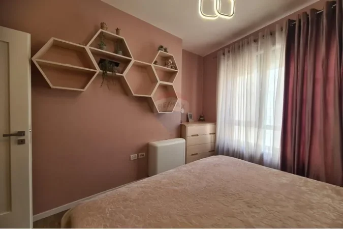 Tirane, shitet apartament 2+1 Kati 3, 78 m² 210.000 € (Frosina Plaku)