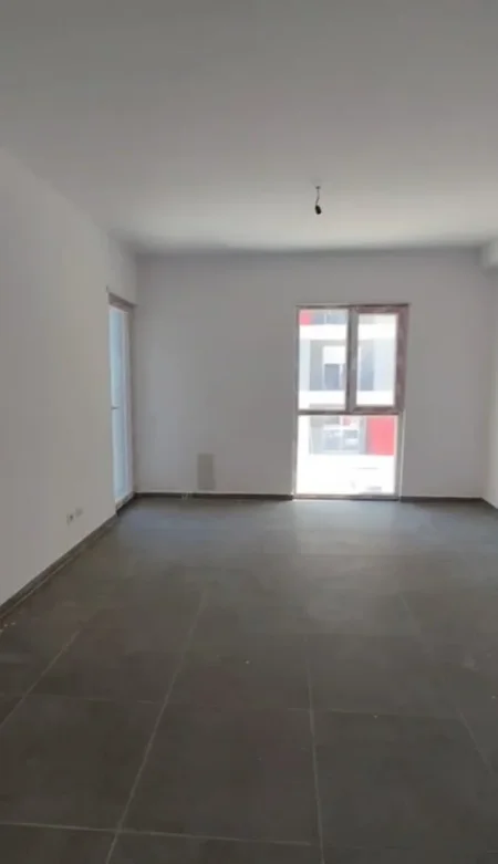 Shitet Apartamenti 2+1 - Univers City - Gati per Banim